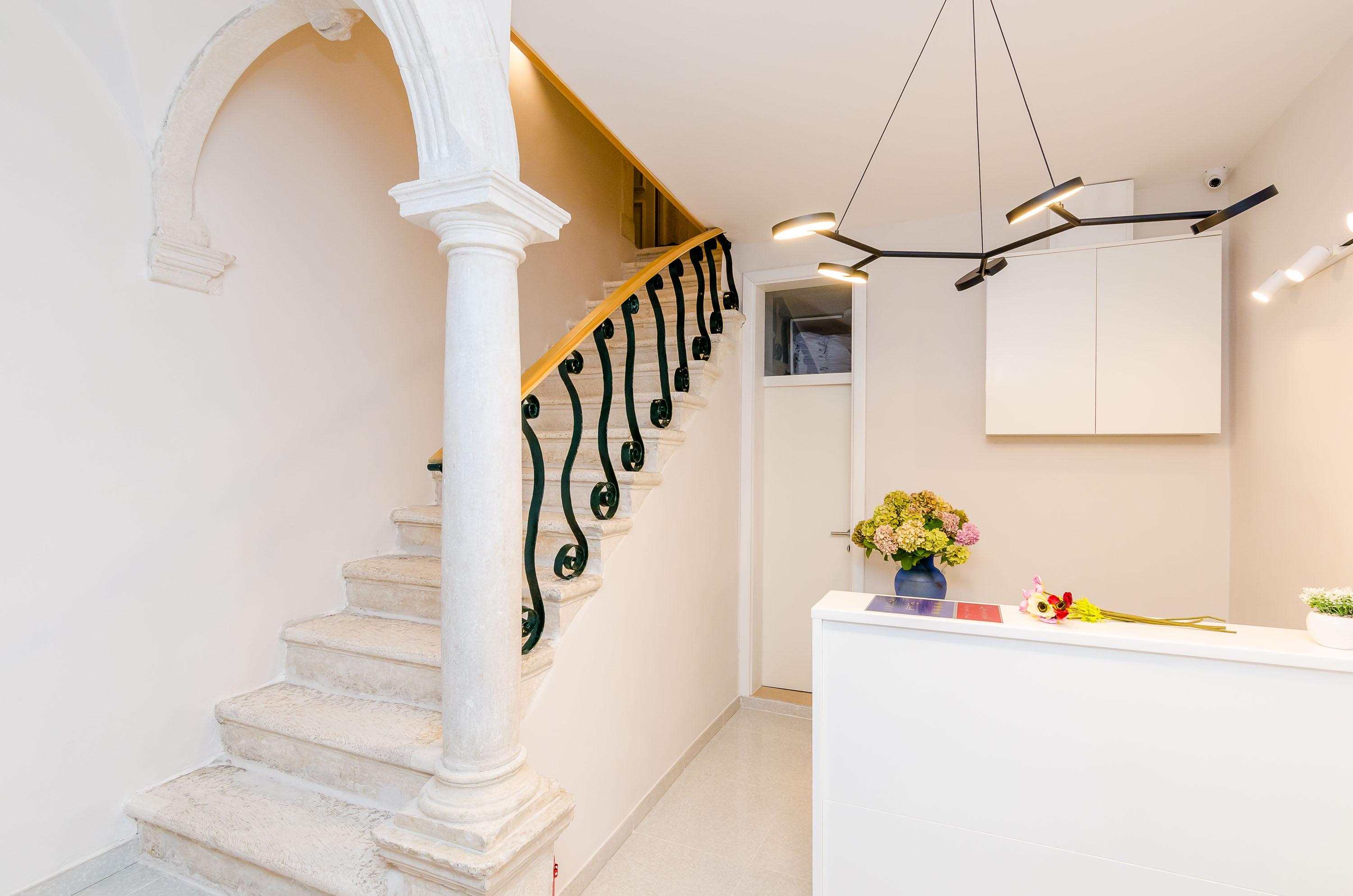 Leonarda Baroque House - Old Town Apartment Дубровник Екстериор снимка